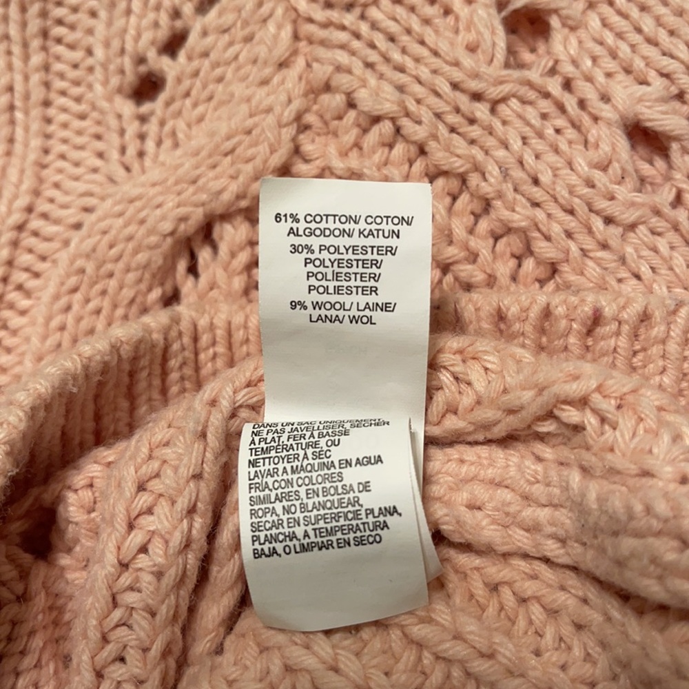 Lucky brand pink sweater in size small - Picture 7 of 8